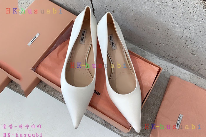 NEW 미우미우 신발 신상 MU 7243301