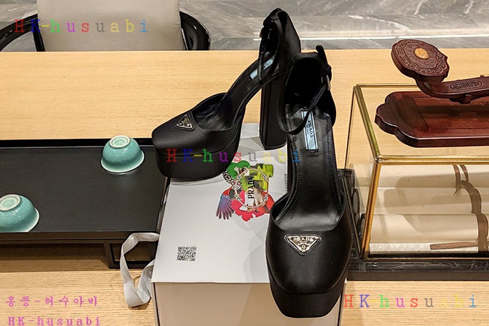 NEW  프라다 신발 신상 P 4271804