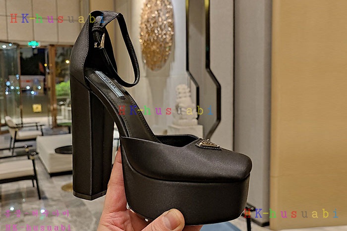 NEW  프라다 신발 신상 P 4271804