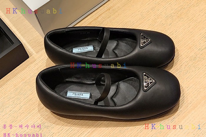 NEW  프라다 신발 신상 P 4271805