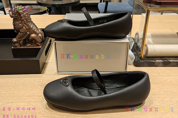 NEW  프라다 신발 신상 P 4271805