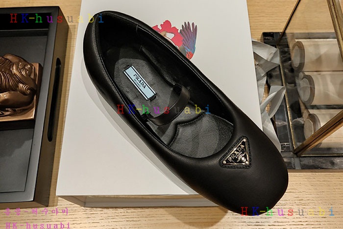 NEW  프라다 신발 신상 P 4271805