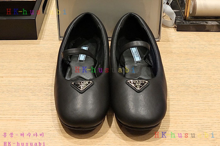 NEW  프라다 신발 신상 P 4271805