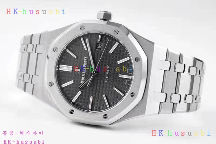 NEW 오데마 피게 시계 신상 A 242503