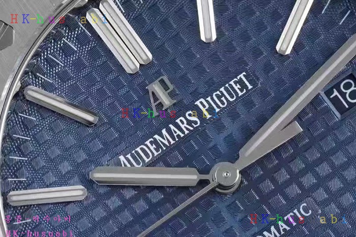NEW 오데마 피게 시계 신상 A 242500