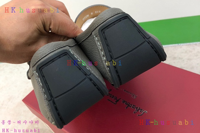 NEW 페라가모 신발 신상 F 759910