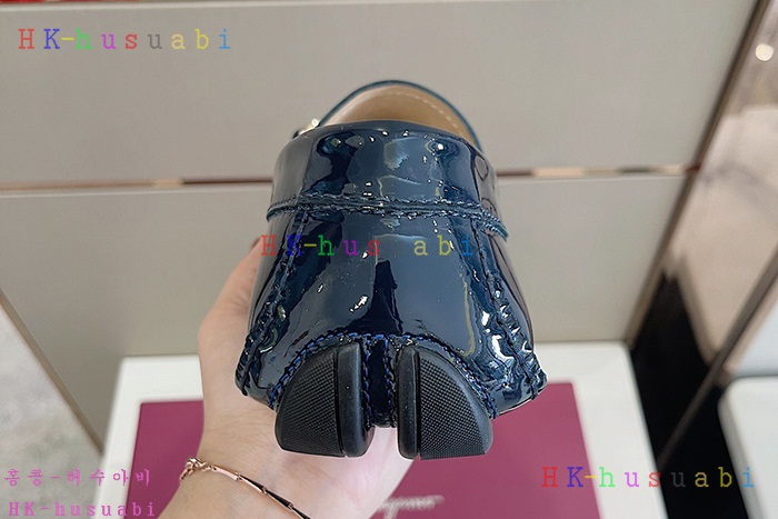 NEW 페라가모 신발 신상 F 759913