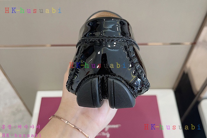 NEW 페라가모 신발 신상 F 759915