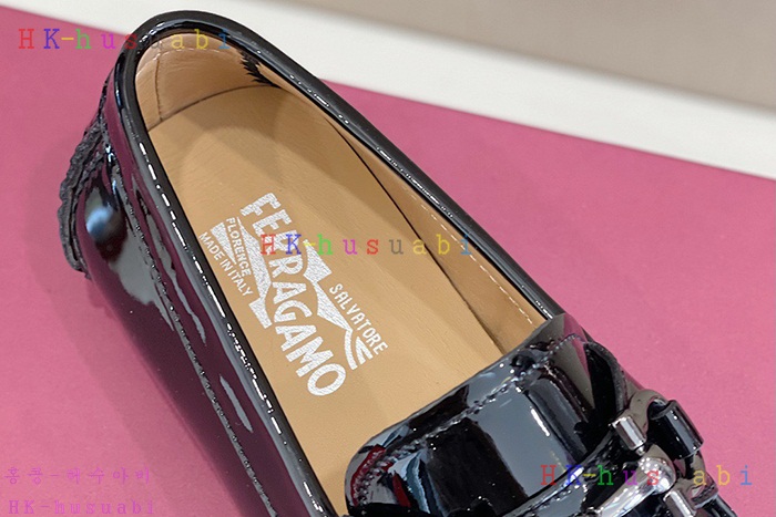 NEW 페라가모 신발 신상 F 759915