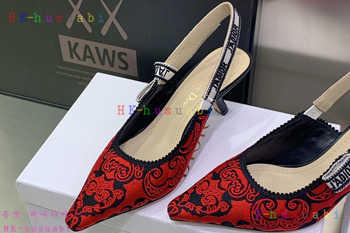 NEW 디올 신발 신상 DR 954256