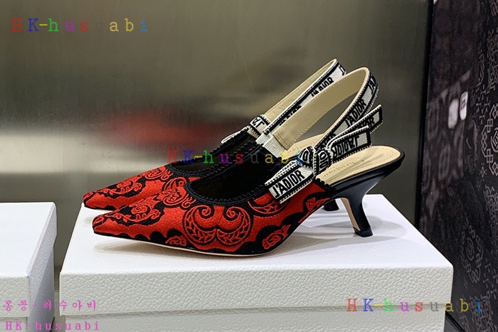NEW 디올 신발 신상 DR 954256