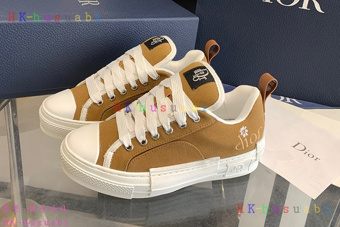 NEW 디올 신발 신상 DR 958812