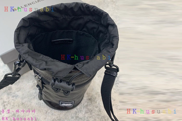 ★미러급★발렌시아가 위켄드 보틀 홀더 618193