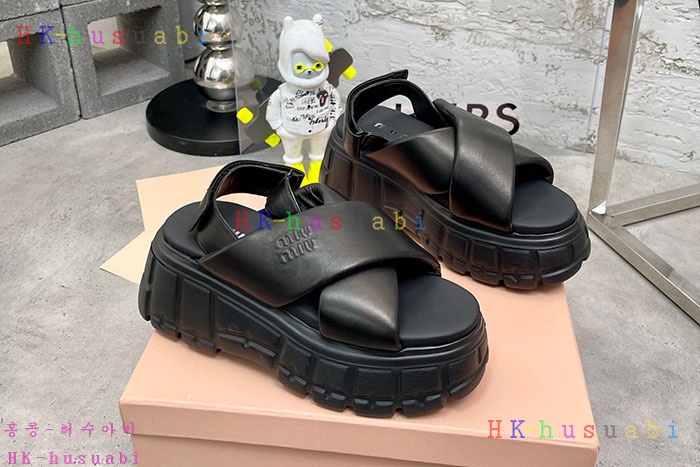 NEW 미우미우 신발 신상 MU 748803