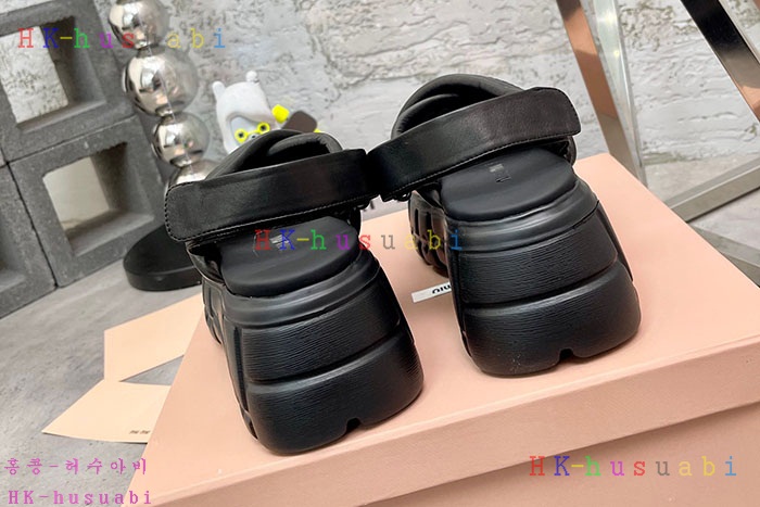 NEW 미우미우 신발 신상 MU 748803