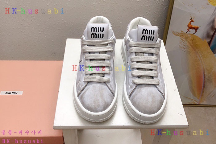 NEW 미우미우 신발 신상 MU 747002