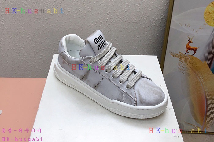 NEW 미우미우 신발 신상 MU 747002