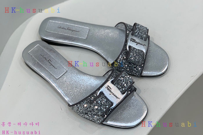 NEW 페라가모 샌들 신상 F 855502