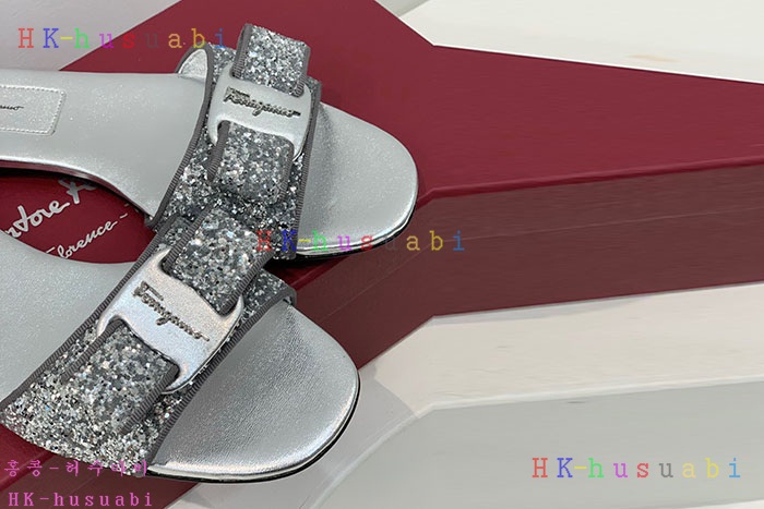 NEW 페라가모 샌들 신상 F 855502