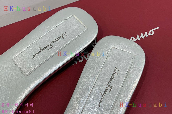 NEW 페라가모 샌들 신상 F 855502