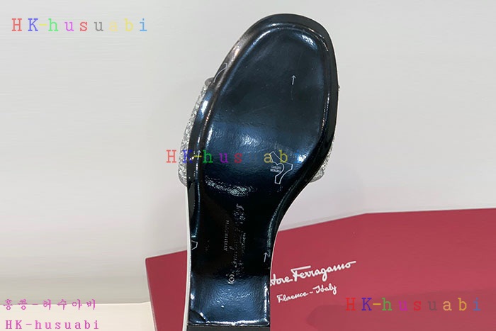 NEW 페라가모 샌들 신상 F 855502