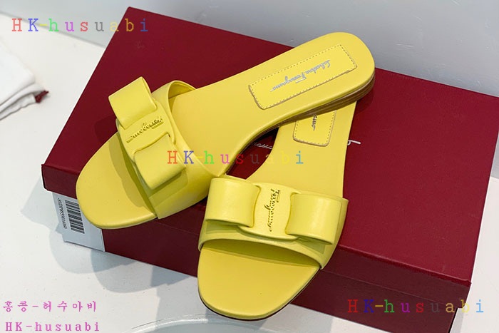 NEW 페라가모 샌들 신상 F 855504