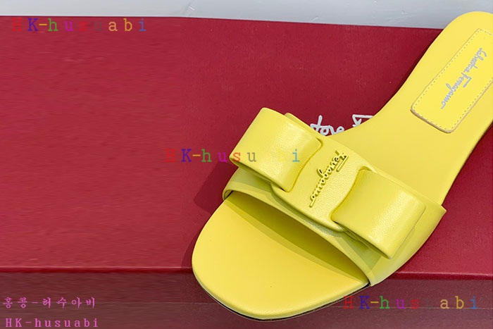 NEW 페라가모 샌들 신상 F 855504