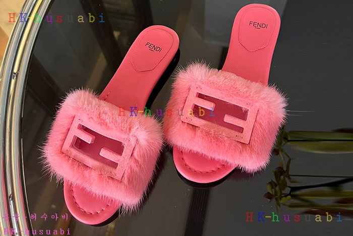 NEW 펜디 샌들 신상 FD 66991