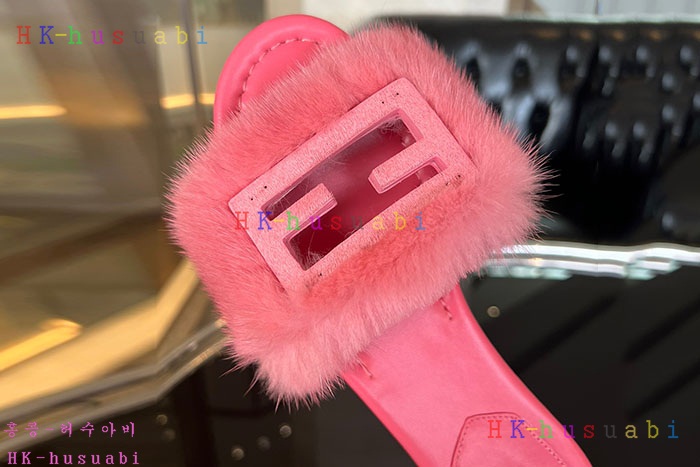 NEW 펜디 샌들 신상 FD 66991