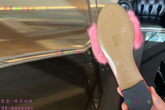 NEW 펜디 샌들 신상 FD 66991
