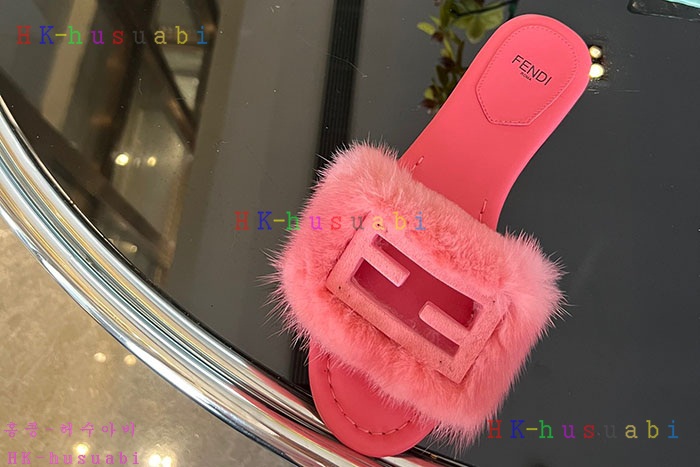 NEW 펜디 샌들 신상 FD 66991