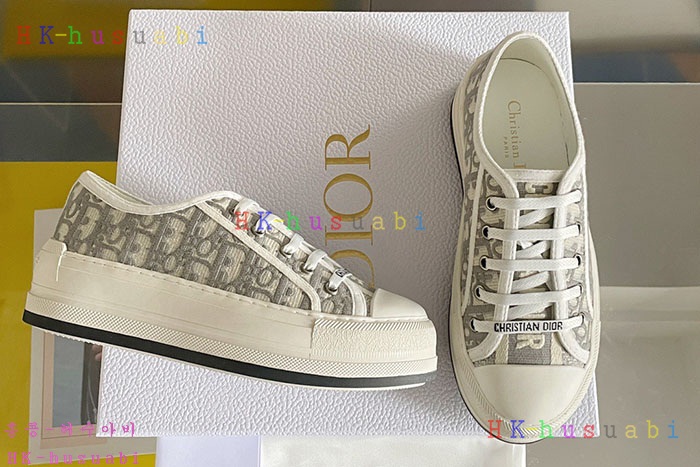 NEW 디올 신발 신상 DR 857221