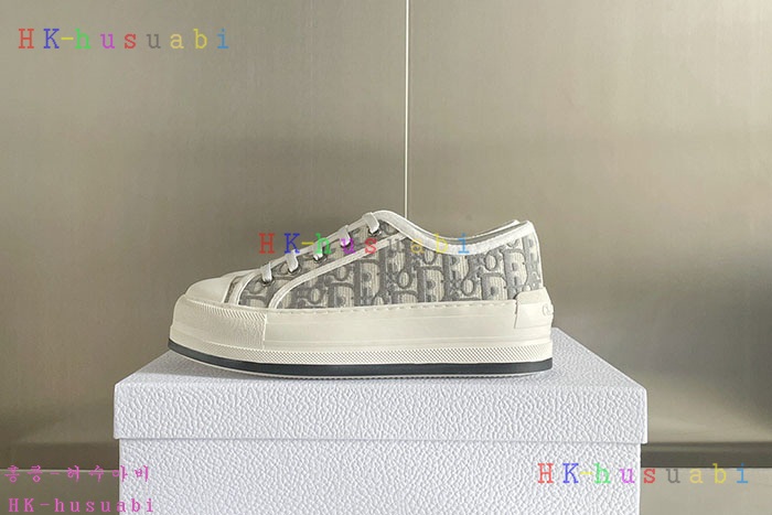 NEW 디올 신발 신상 DR 857221