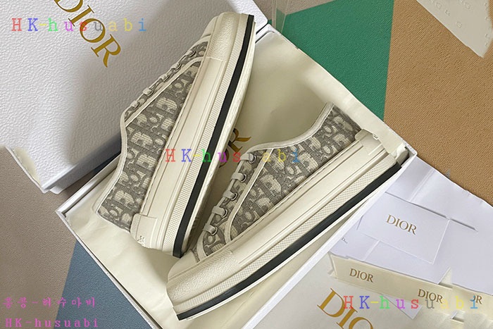NEW 디올 신발 신상 DR 857221