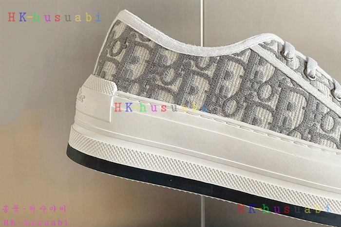 NEW 디올 신발 신상 DR 857221
