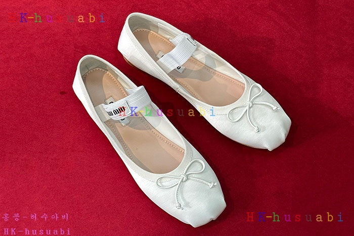 NEW 미우미우 신발 신상 M683343