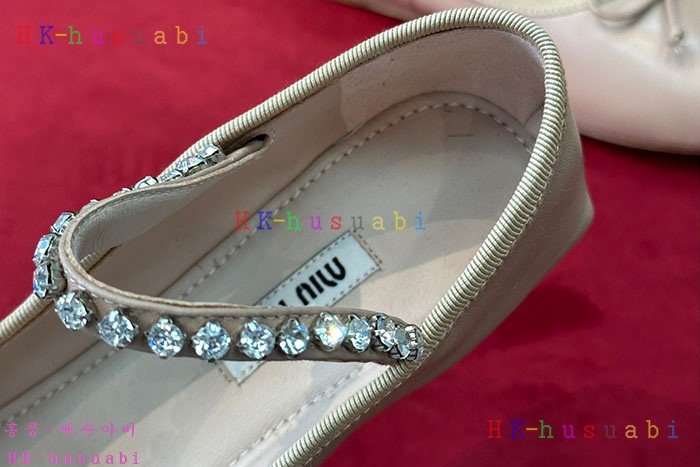 NEW 미우미우 신발 신상 M683348