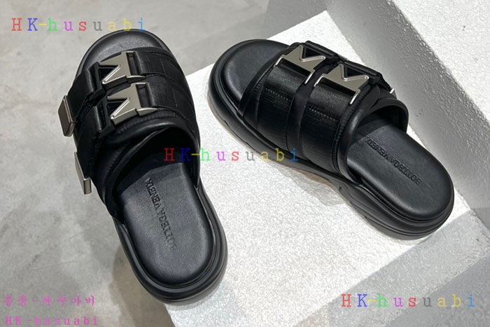 NEW 보테가베네타 샌들 신상 BV 824014