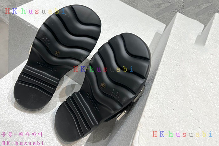 NEW 보테가베네타 샌들 신상 BV 824014