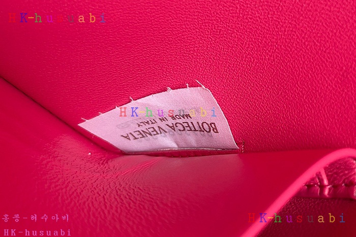 ★미러급★보테가베네타 플랩 파우치 667138-3