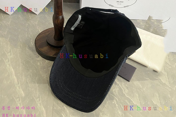 NEW 프라다 모자 신상 P 8580011