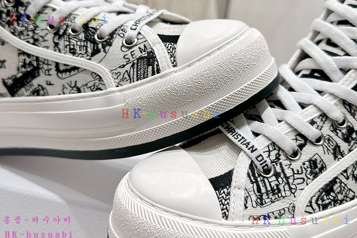 NEW 디올 신발 신상 DR 5599904