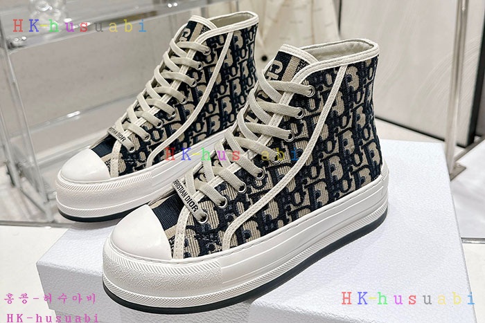 NEW 디올 신발 신상 DR 5599903
