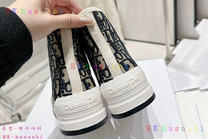 NEW 디올 신발 신상 DR 5599903