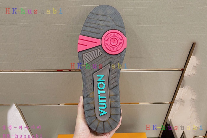 NEW 루이비통 스니커즈 신상 LV 428802