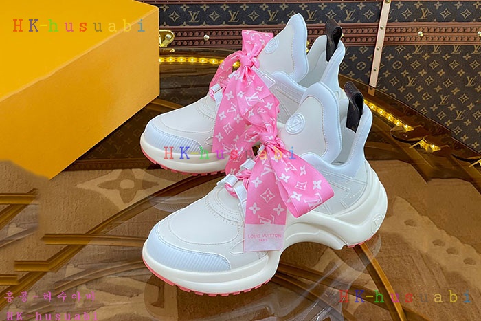 NEW 루이비통 스니커즈 신상 LV 982409