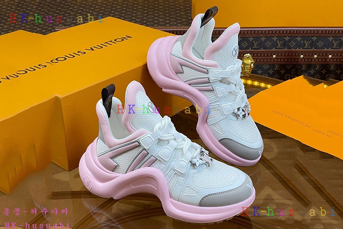 NEW 루이비통 스니커즈 신상 LV 982406