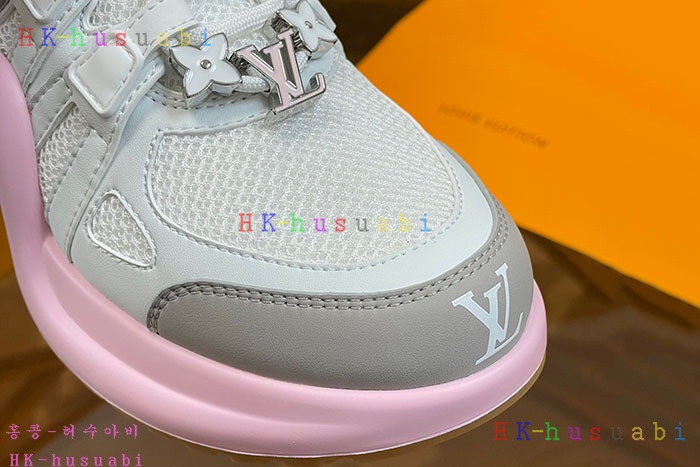 NEW 루이비통 스니커즈 신상 LV 982406
