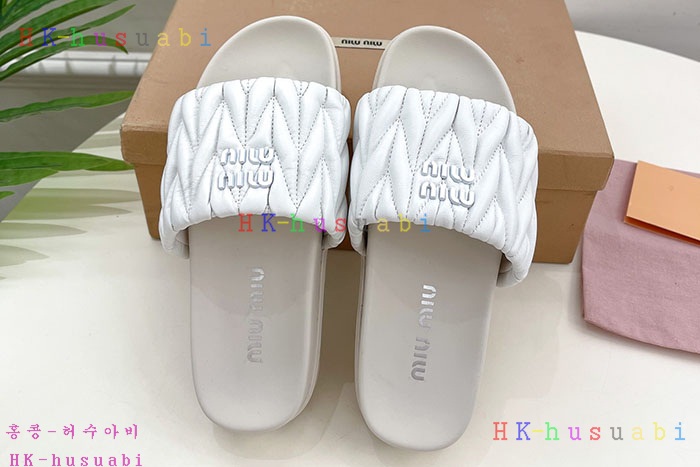 NEW 미우미우 신발 신상 MU 8857221