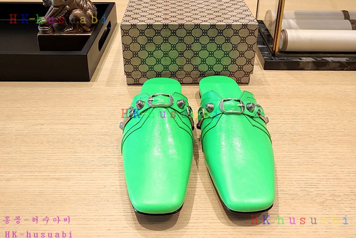 NEW 발렌시아가 신발 신상 B 852241